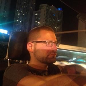 Meet your Posher, Dustin